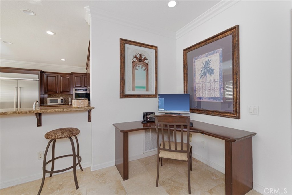 MLS #OC25254964 image #17