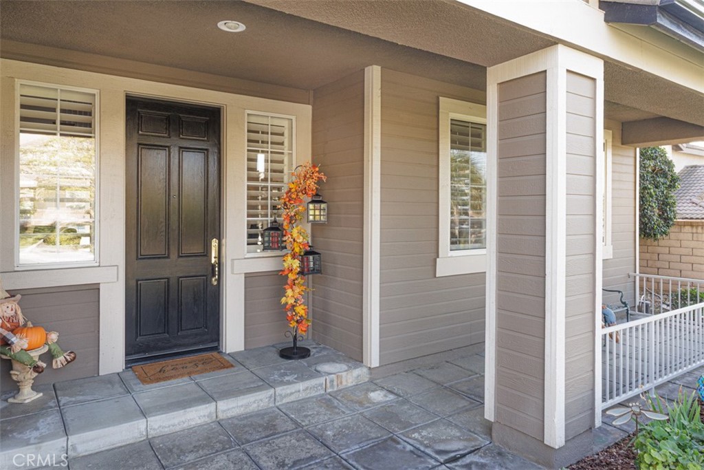 MLS #OC25254964 image #2