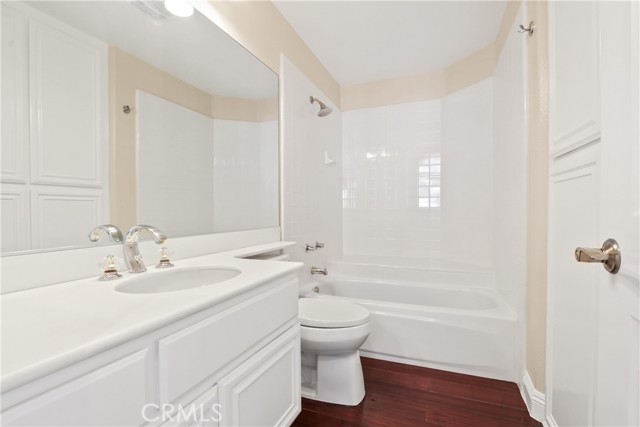 MLS #OC25254981 image #27