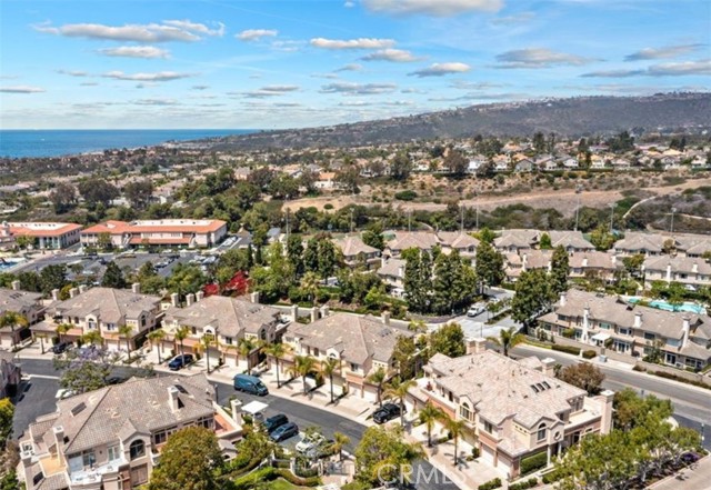 MLS #OC25254981 image #37