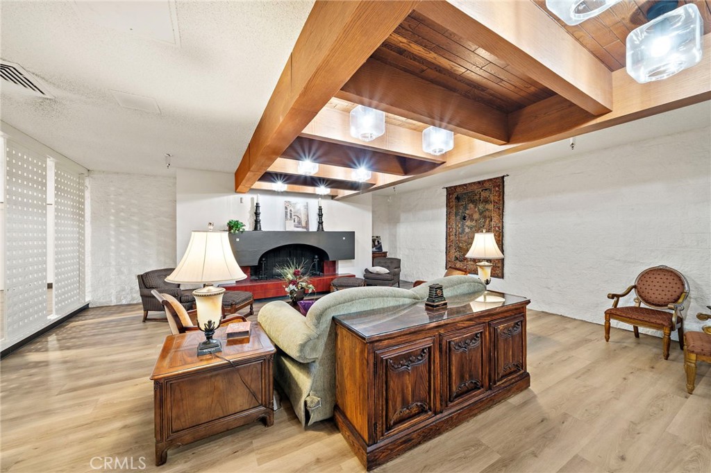 MLS #OC25254992 image #30