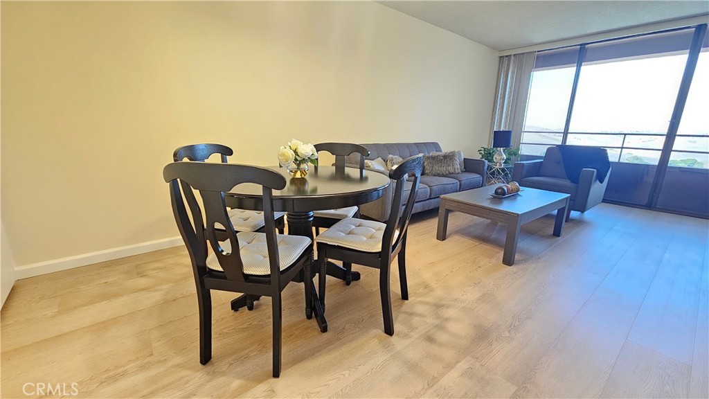 MLS #OC25254992 image #5