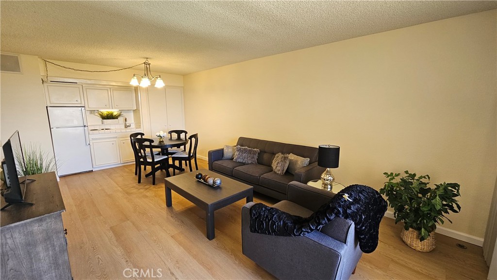 MLS #OC25254992 image #7