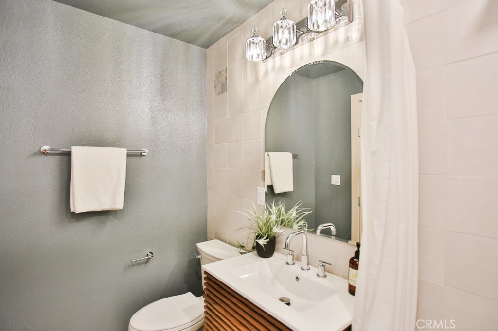 MLS #OC25180654 image #22