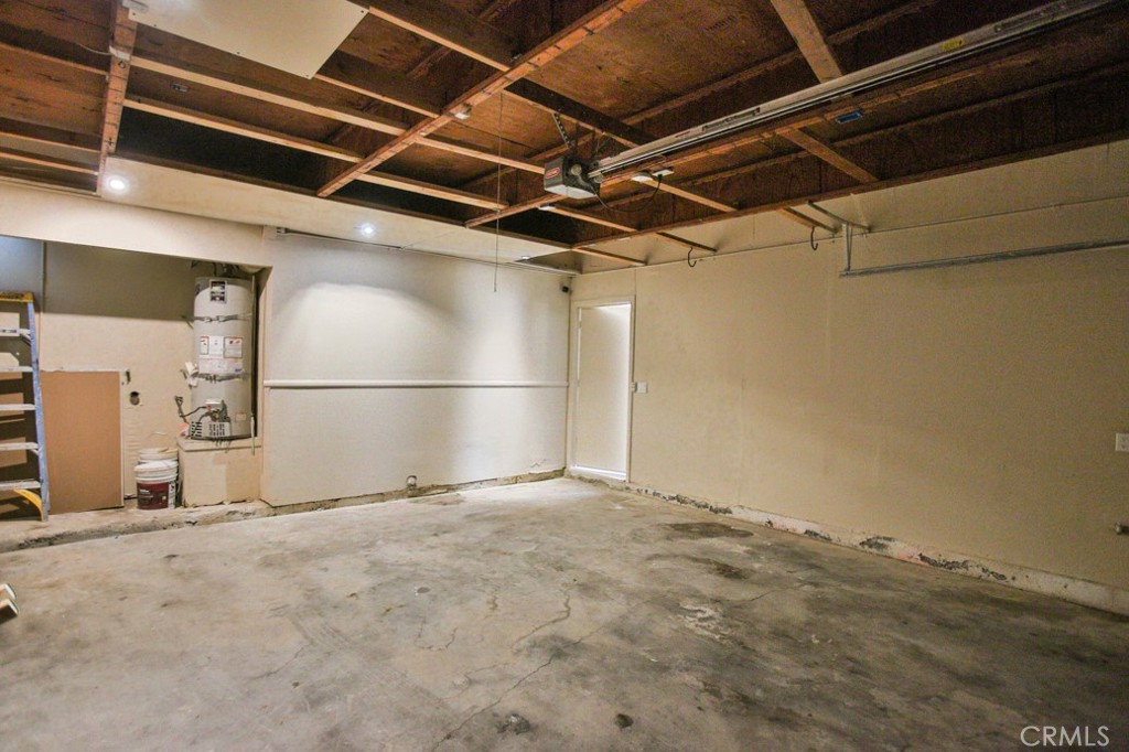 MLS #OC25180654 image #32