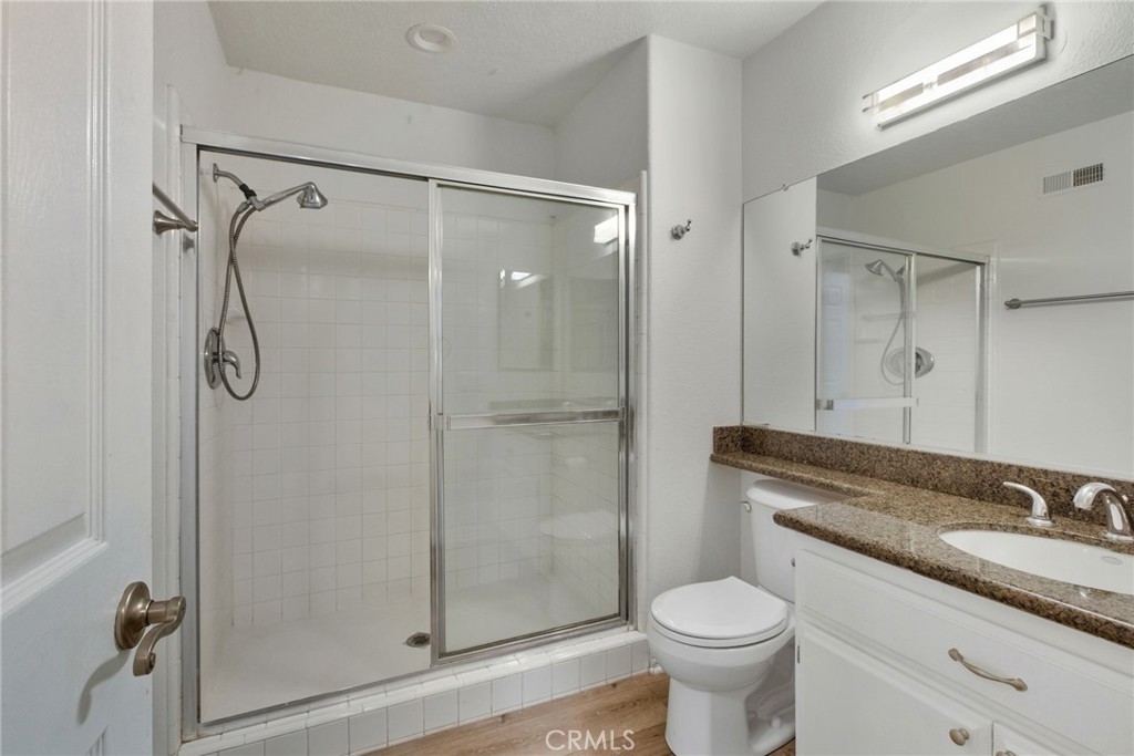 MLS #OC25255064 image #24