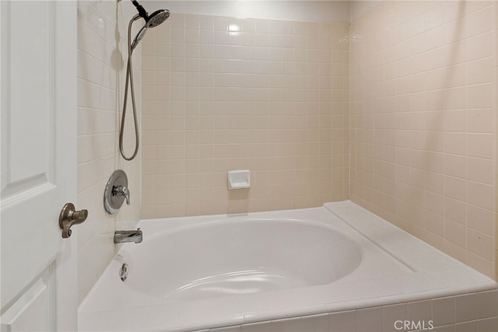 MLS #OC25255064 image #28