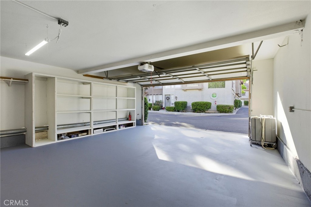 MLS #OC25255064 image #33