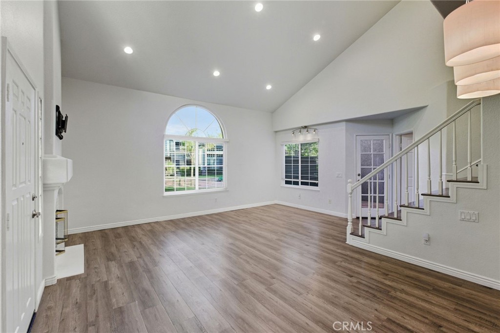 MLS #OC25255064 image #5