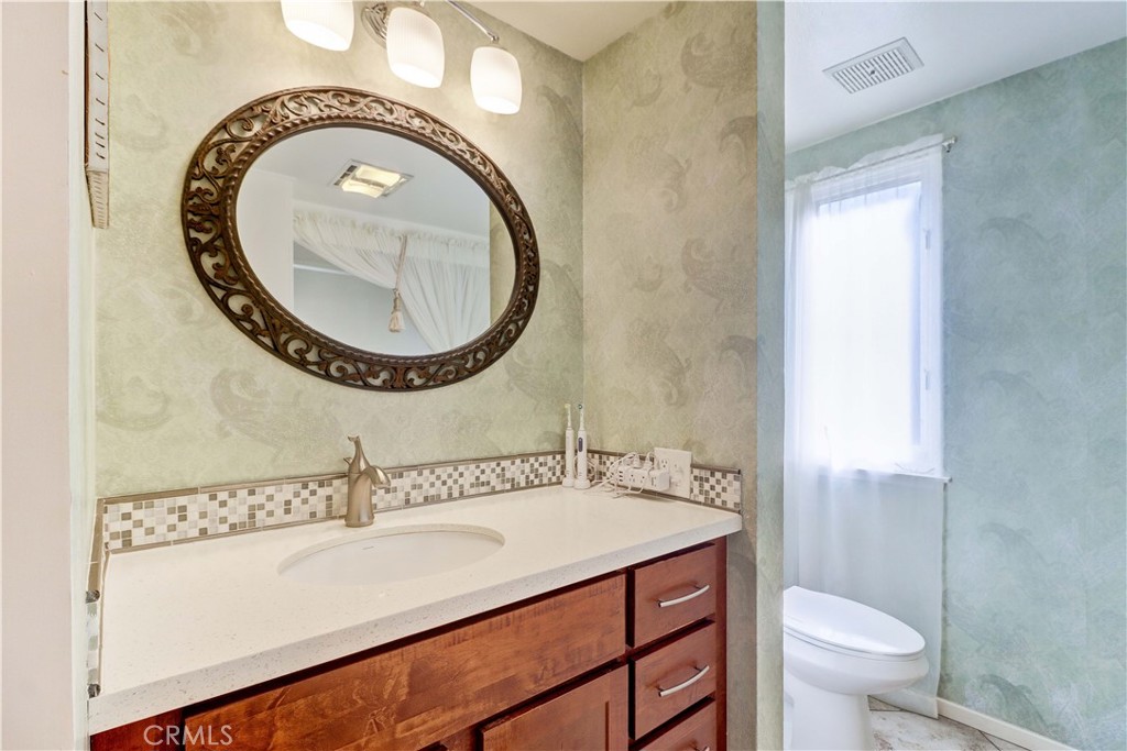 MLS #OC25255111 image #13