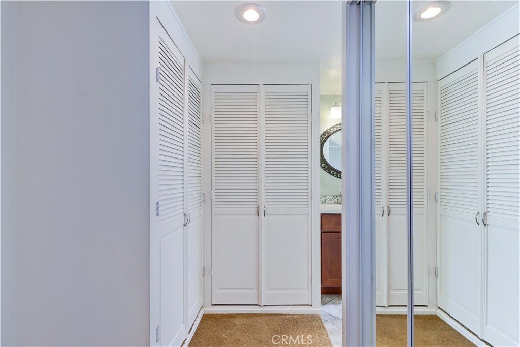 MLS #OC25255111 image #14