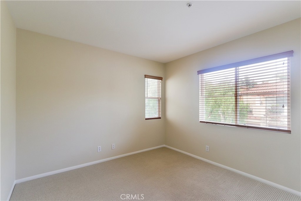 MLS #OC25255124 image #17