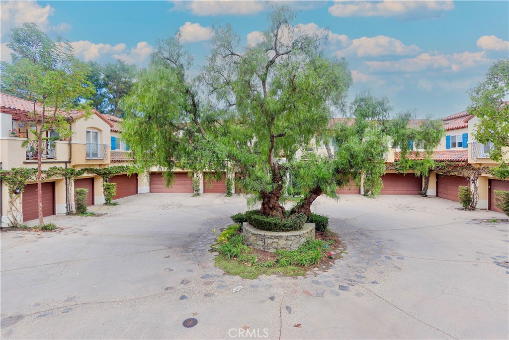 MLS #OC25255124 image #22