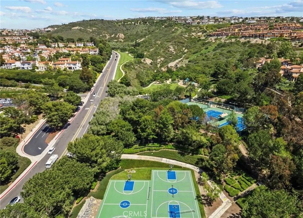 MLS #OC25255124 image #28