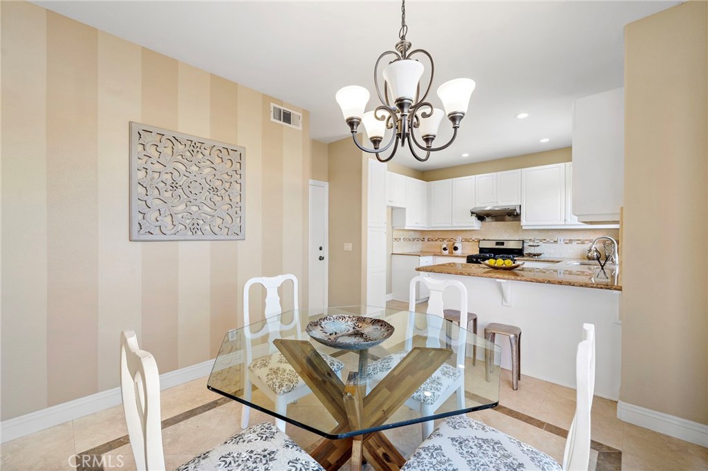 MLS #OC25255139 image #12