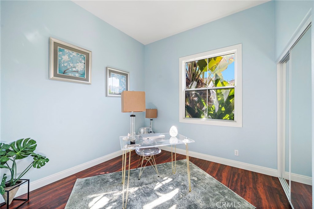 MLS #OC25255139 image #2