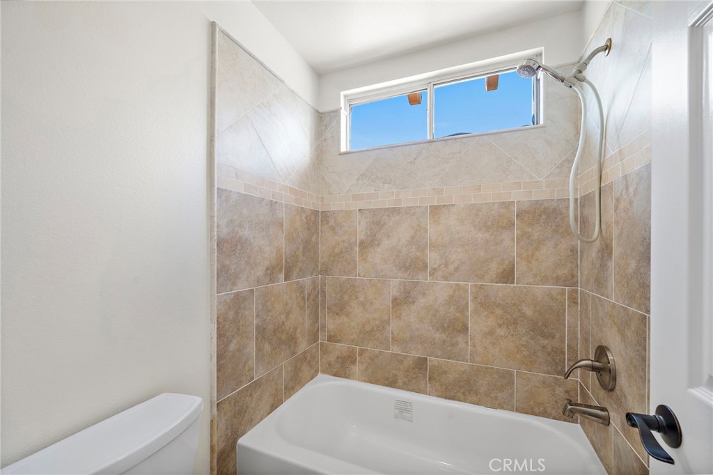 MLS #OC25255139 image #27