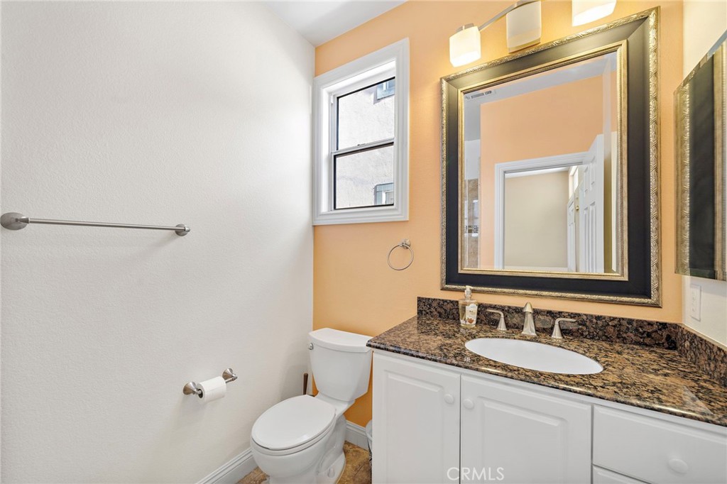 MLS #OC25255139 image #3