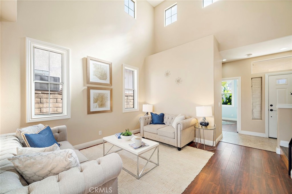 MLS #OC25255139 image #6