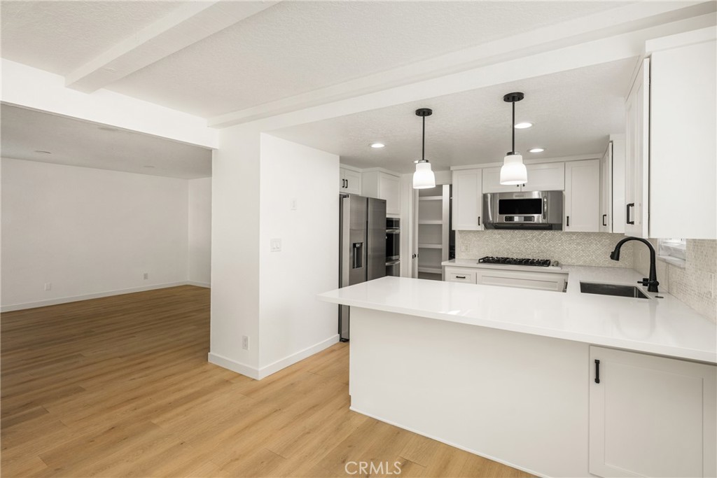 MLS #OC25255151 image #12