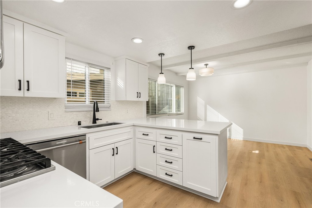 MLS #OC25255151 image #14