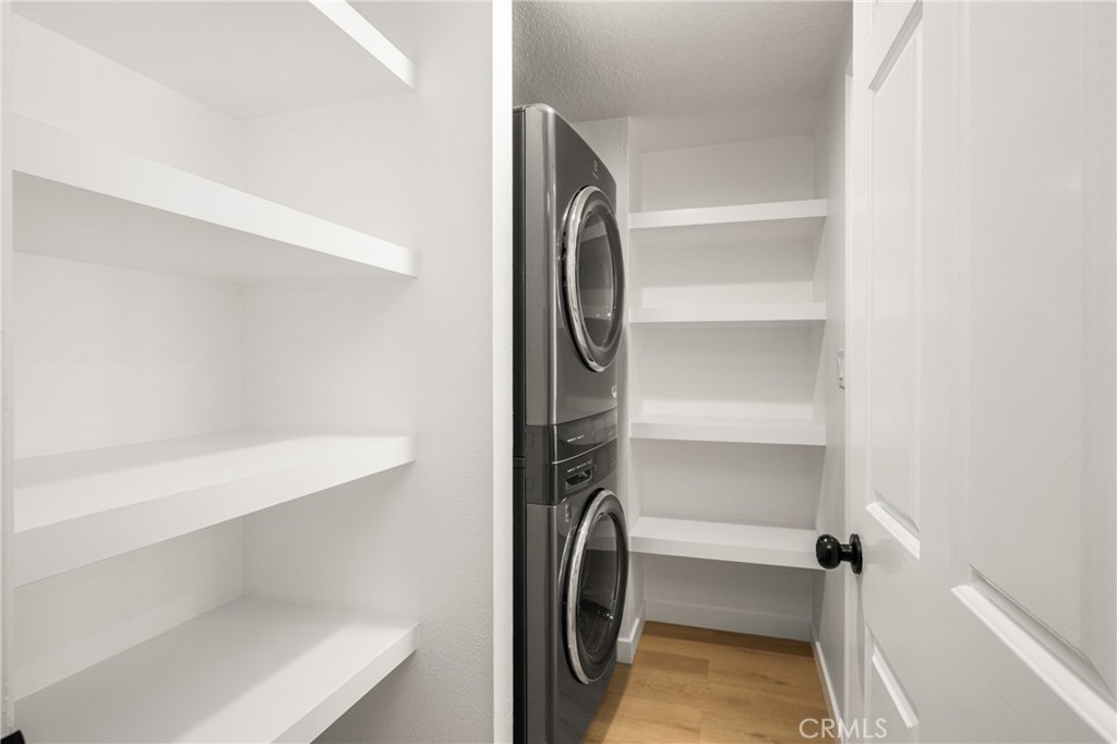 MLS #OC25255151 image #15