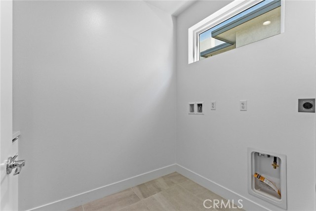 MLS #OC25255212 image #6