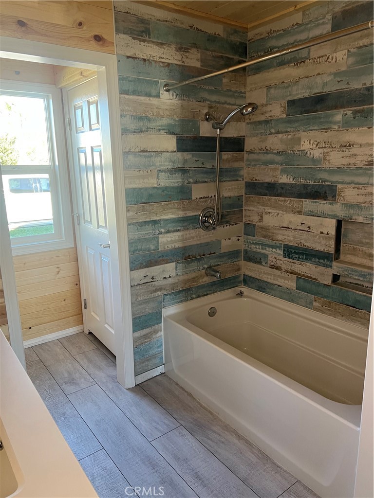 MLS #OC25255226 image #16