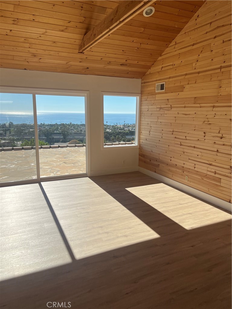 MLS #OC25255226 image #6