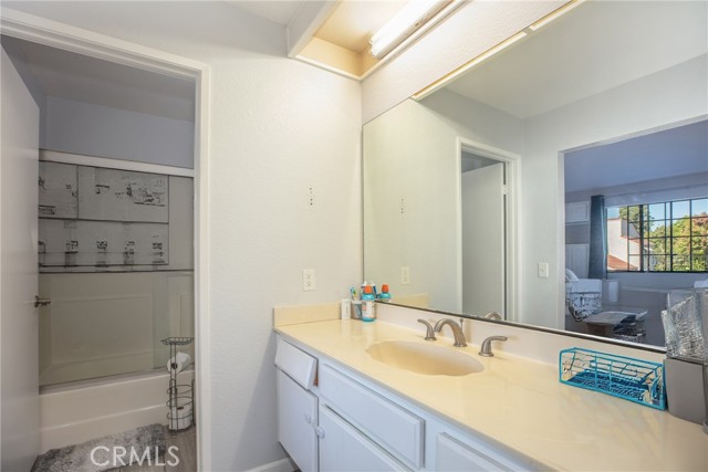 MLS #OC25255227 image #15