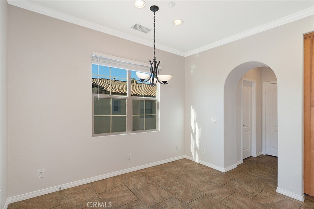 MLS #OC25255258 image #9