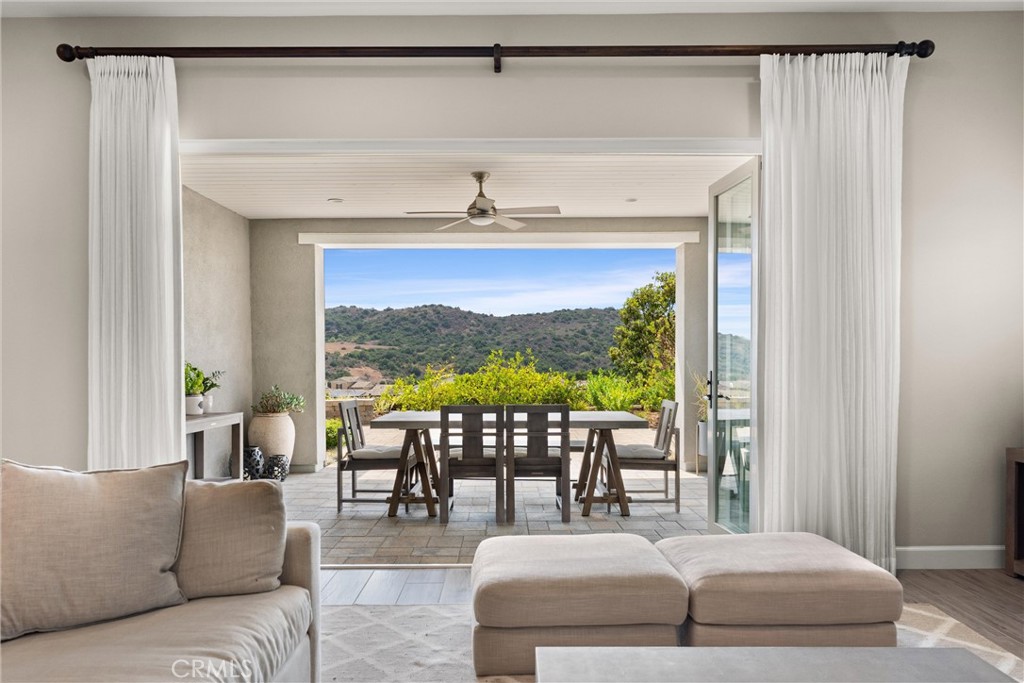 MLS #OC25255296 image #12