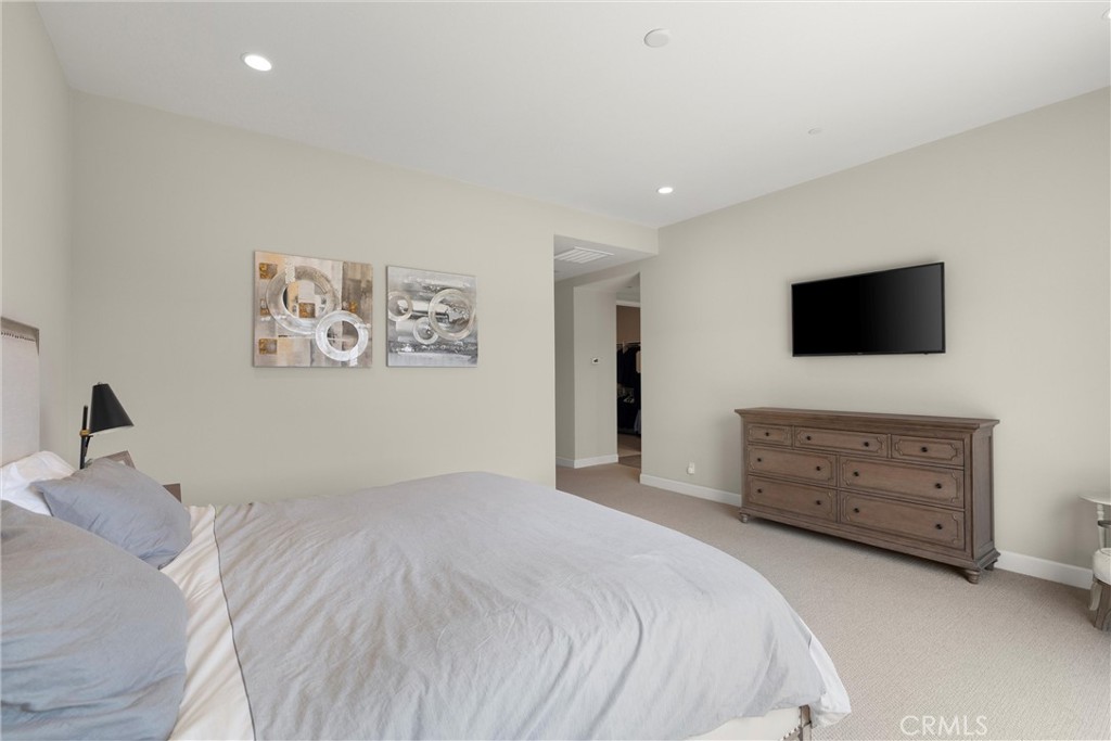 MLS #OC25255296 image #20