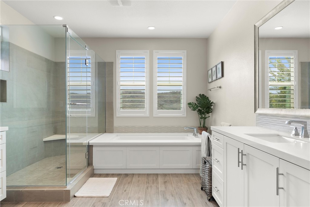 MLS #OC25255296 image #25