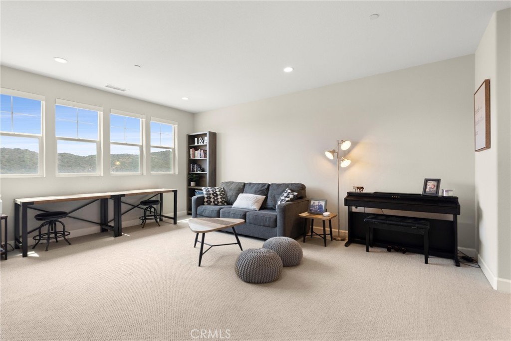 MLS #OC25255296 image #27