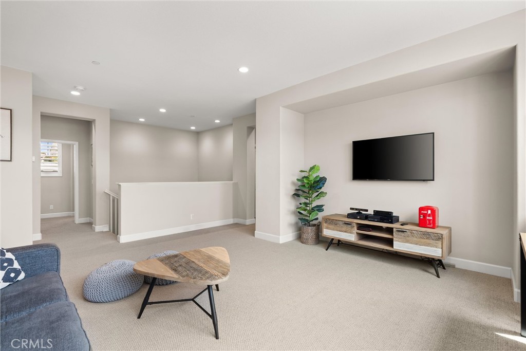 MLS #OC25255296 image #28