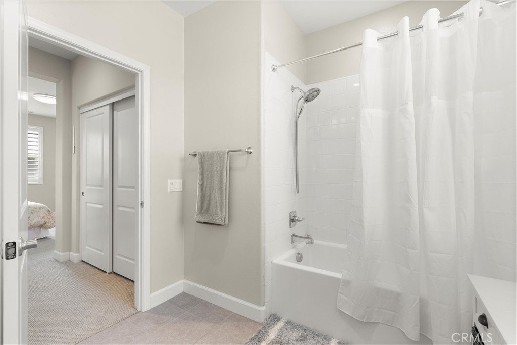 MLS #OC25255296 image #33