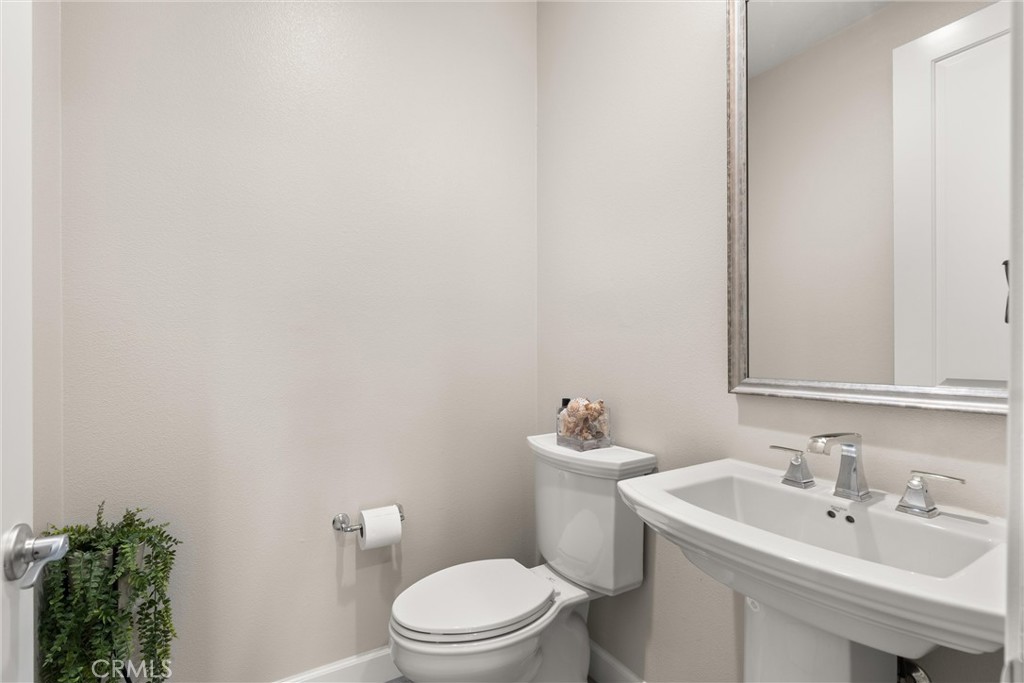 MLS #OC25255296 image #42