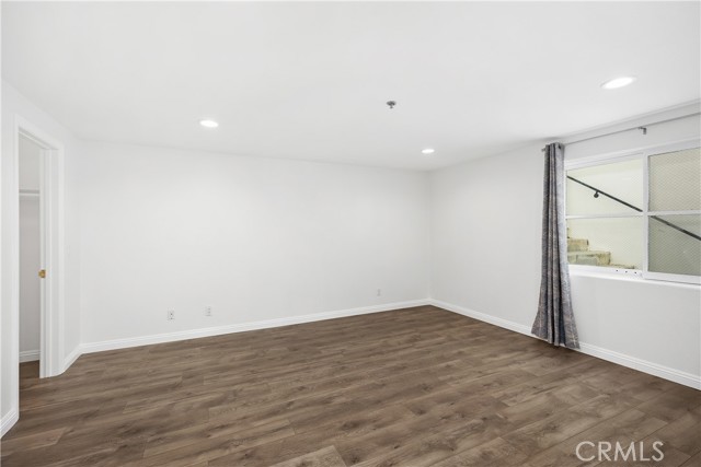 MLS #OC25255332 image #26