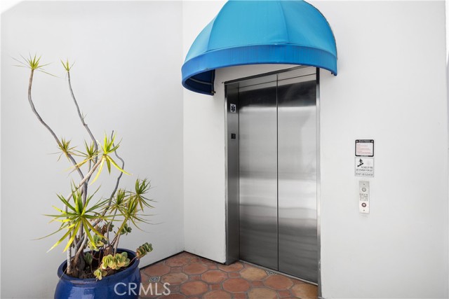 MLS #OC25255332 image #37