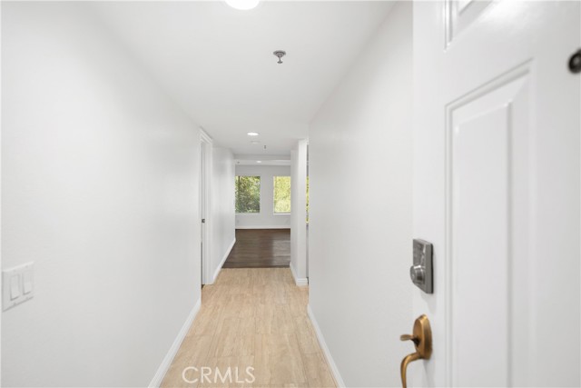 MLS #OC25255332 image #4