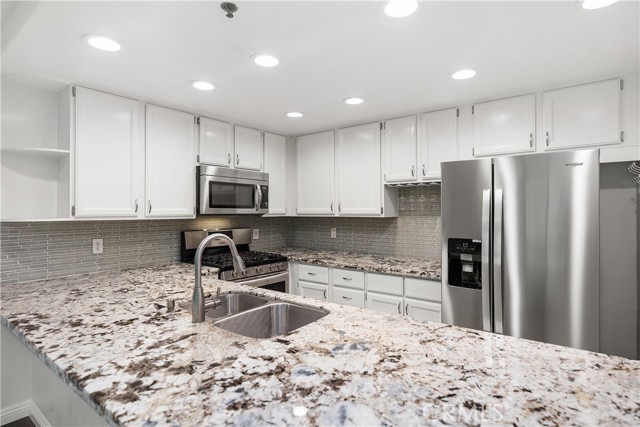 MLS #OC25255332 image #7