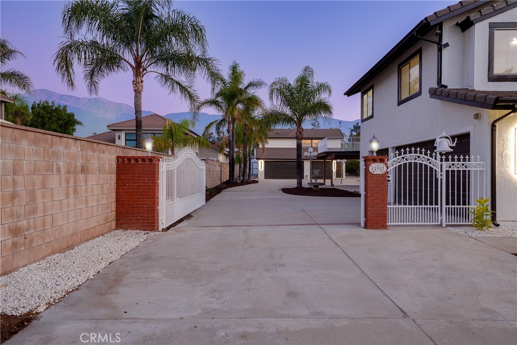 MLS #OC25255376 image #3