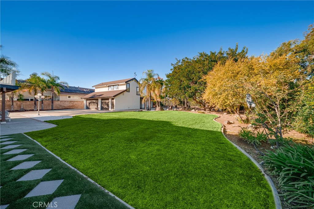 MLS #OC25255376 image #34