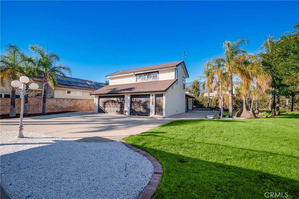 MLS #OC25255376 image #35