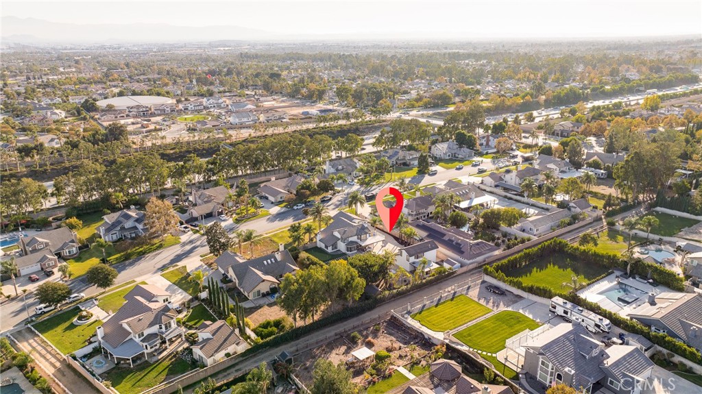 MLS #OC25255376 image #50