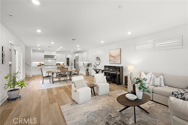 MLS #OC25255406 image #0