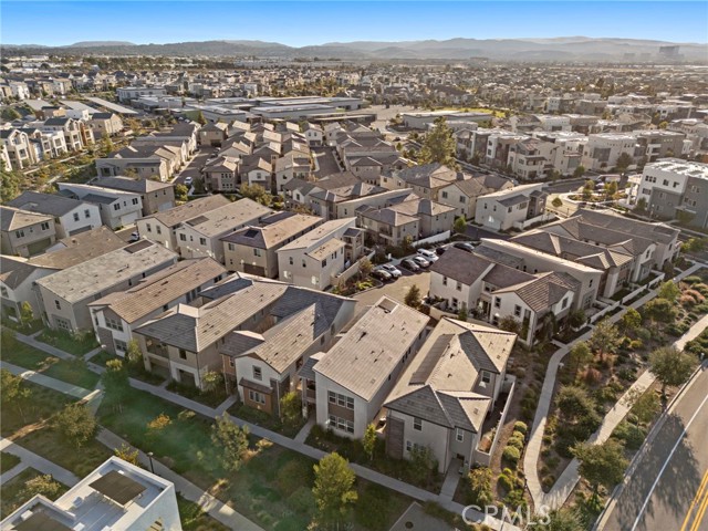 MLS #OC25255406 image #33