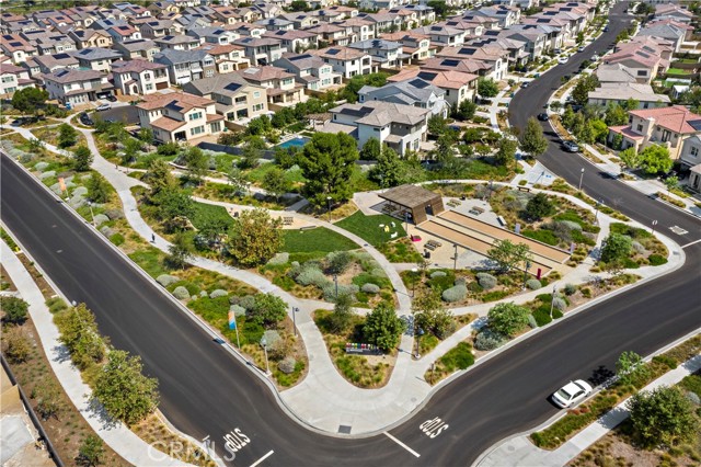 MLS #OC25255406 image #37