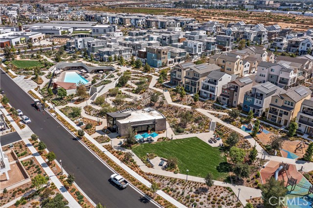 MLS #OC25255406 image #40